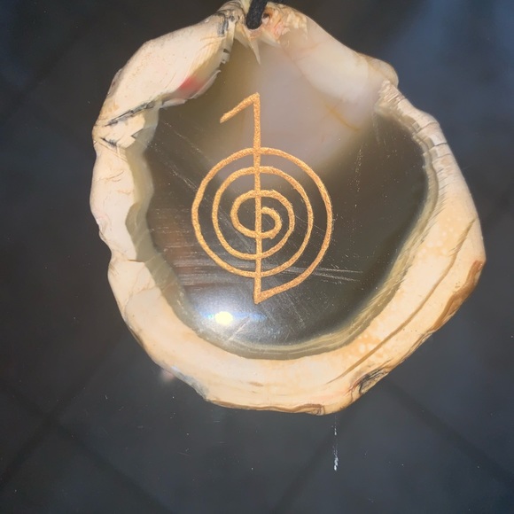 GOLDEN HIEROGLYPHICS in AGATE GEODE NECKLACE- RARE - Picture 8 of 12